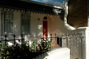 Joh and Pete visit an incredible small home renovation