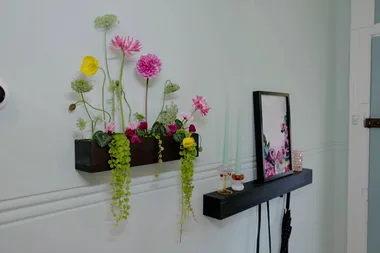 Juliet shows you how to install floating shelves