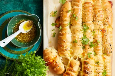 Pull-apart mozzarella bread with lemony garlic butter