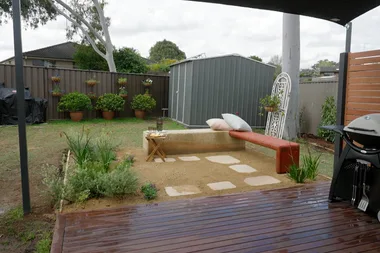 How to make a rammed earth bench