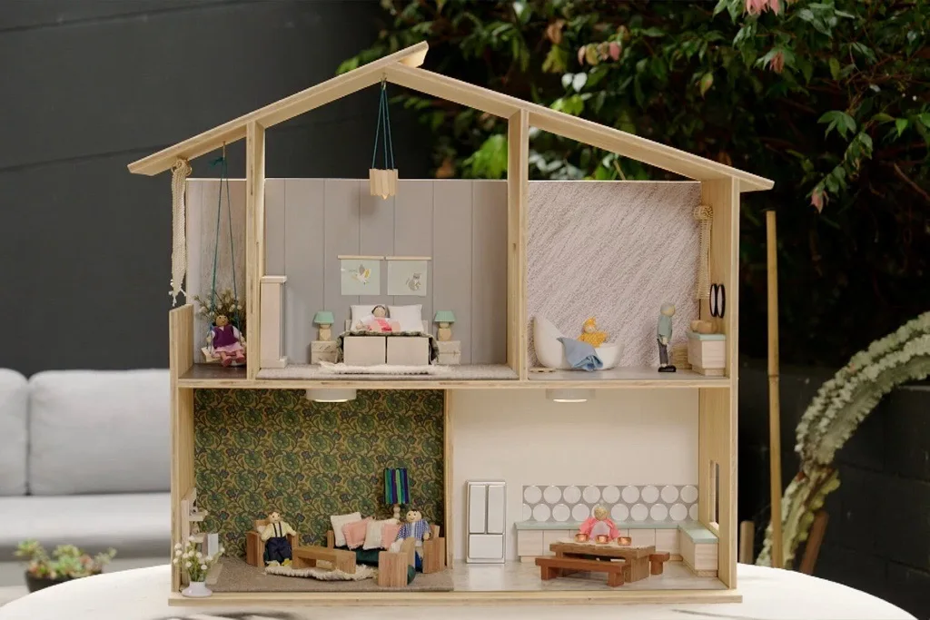 mid century modern dollhouse