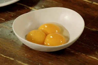 How to separate egg yolks