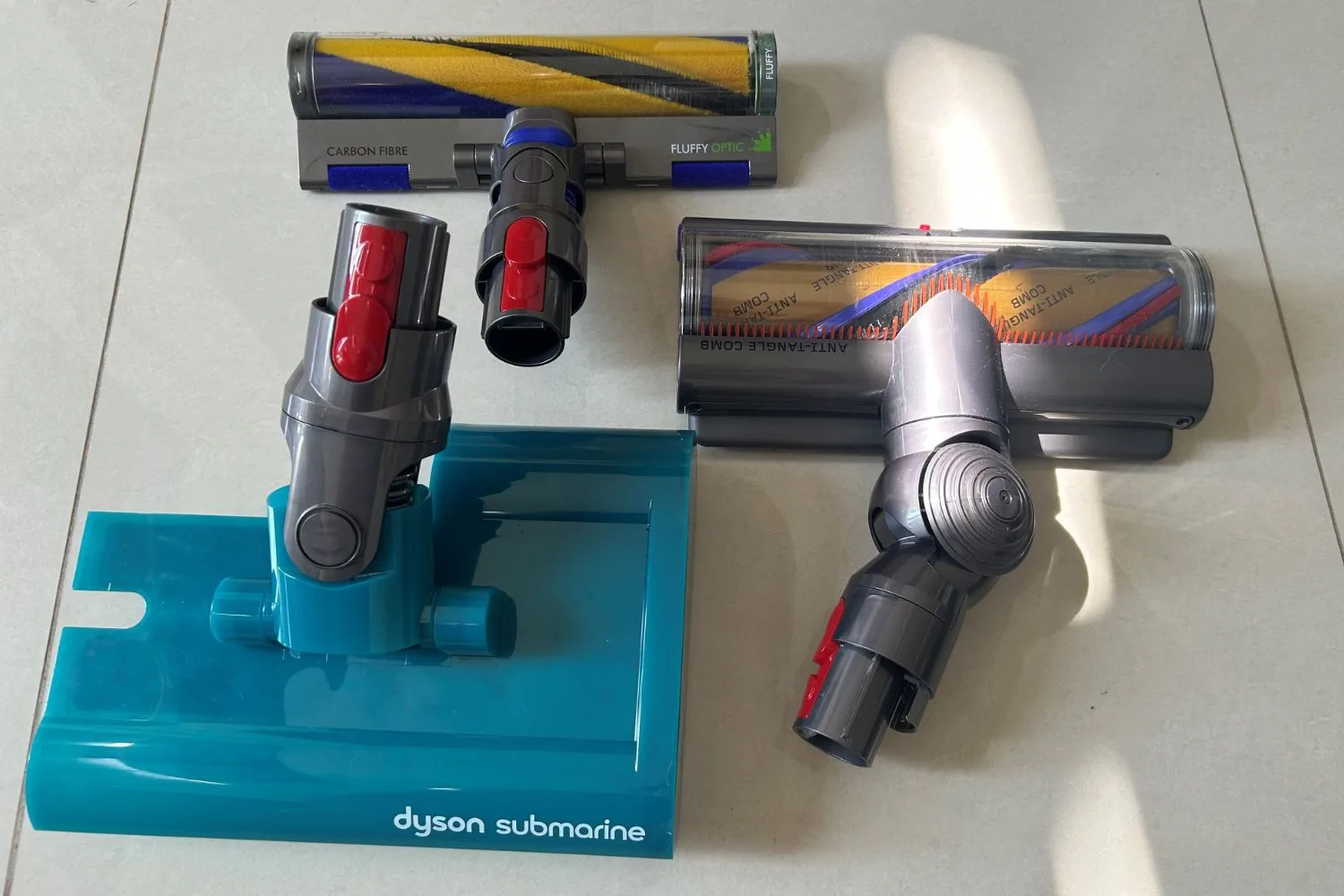 Dyson 15 Detect Submarine Heads