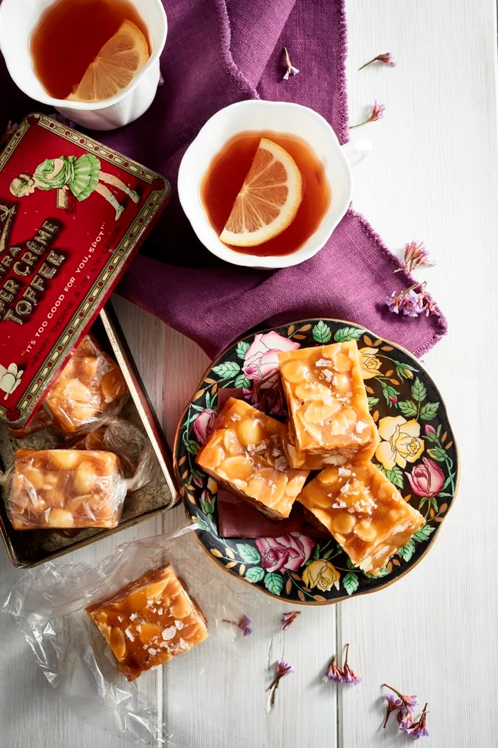 almond-caramels