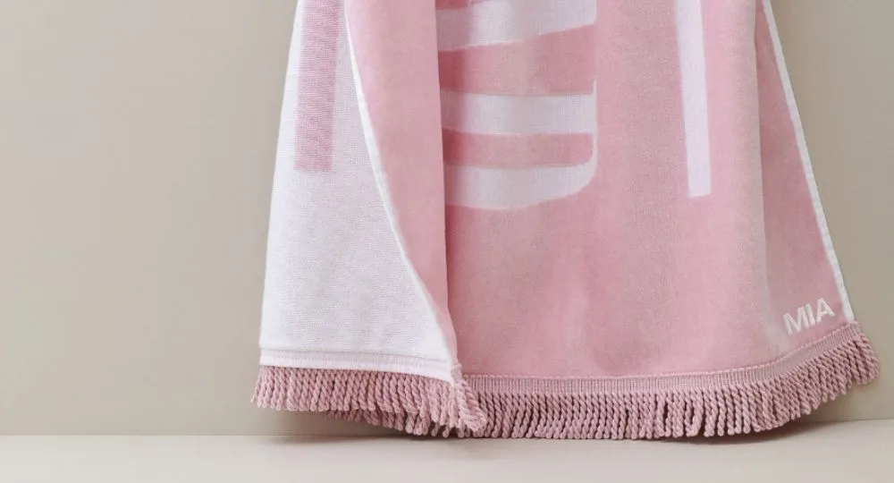 The summer accessory of 2024: the personalised beach towel