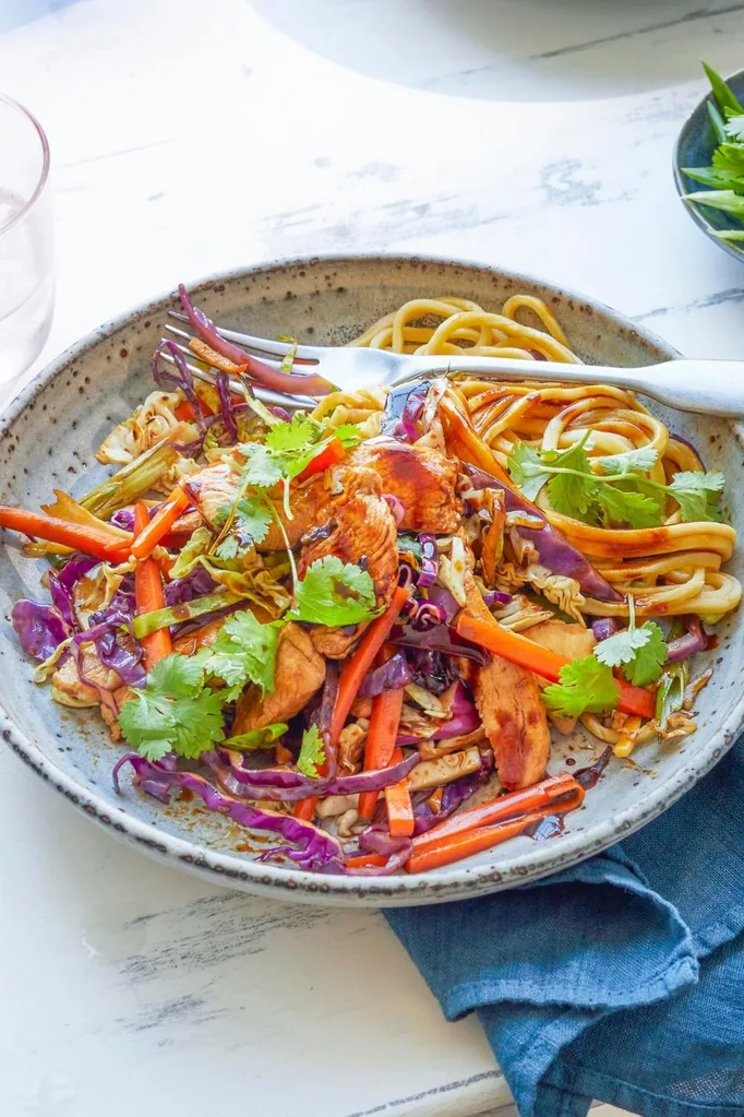 Chicken lo mein