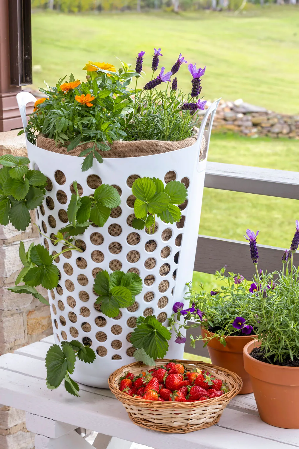 diy strawberry tower