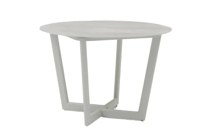 Olan living round verona outdoor table