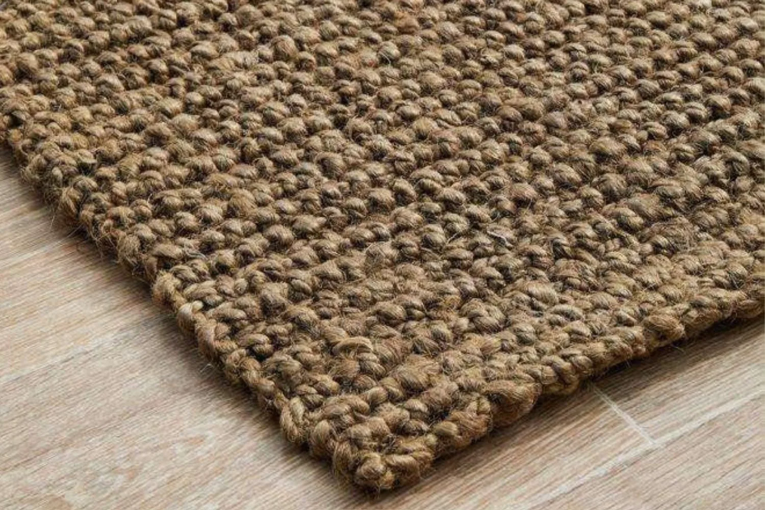 brown-rug-decor