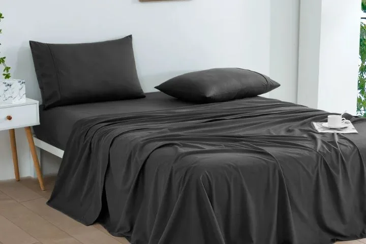 Dreammaker micro flannel sheet set