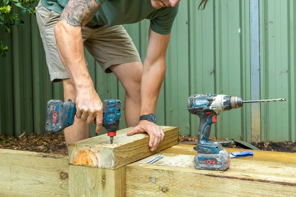 how to build a retaining wall