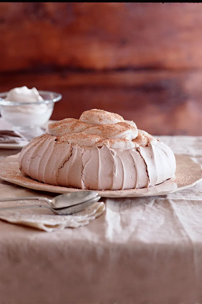 chocolate-pavlova