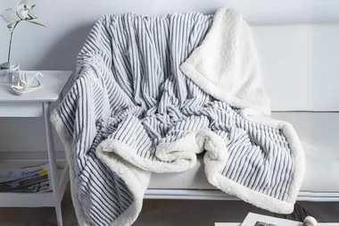 6 must-have sherpa blankets to keep you cosy and snug during cold weather