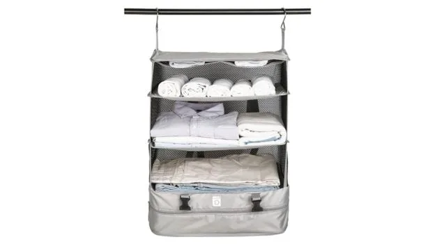 Hanging suitcase organiser