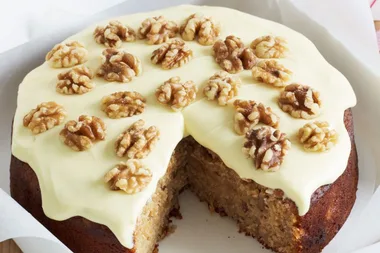 Hummingbird cake