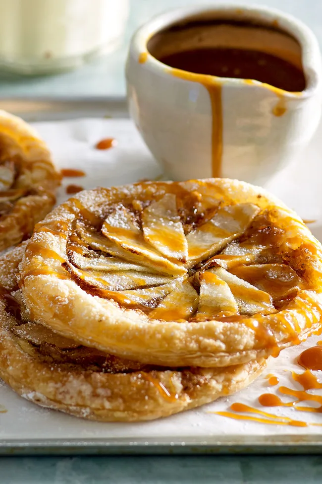 apple and walnut tart