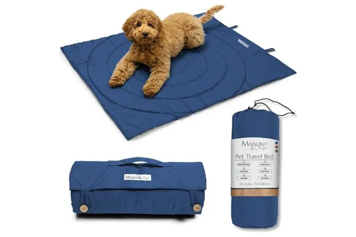 Portable waterproof washable bed