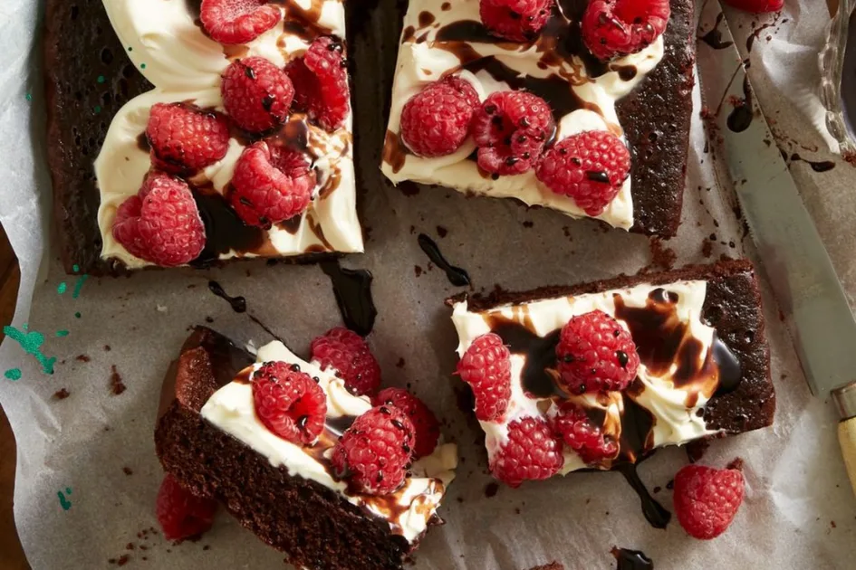 Slow Cooker Chocolate Cake Recipe | Better Homes &amp; Gardens Australia