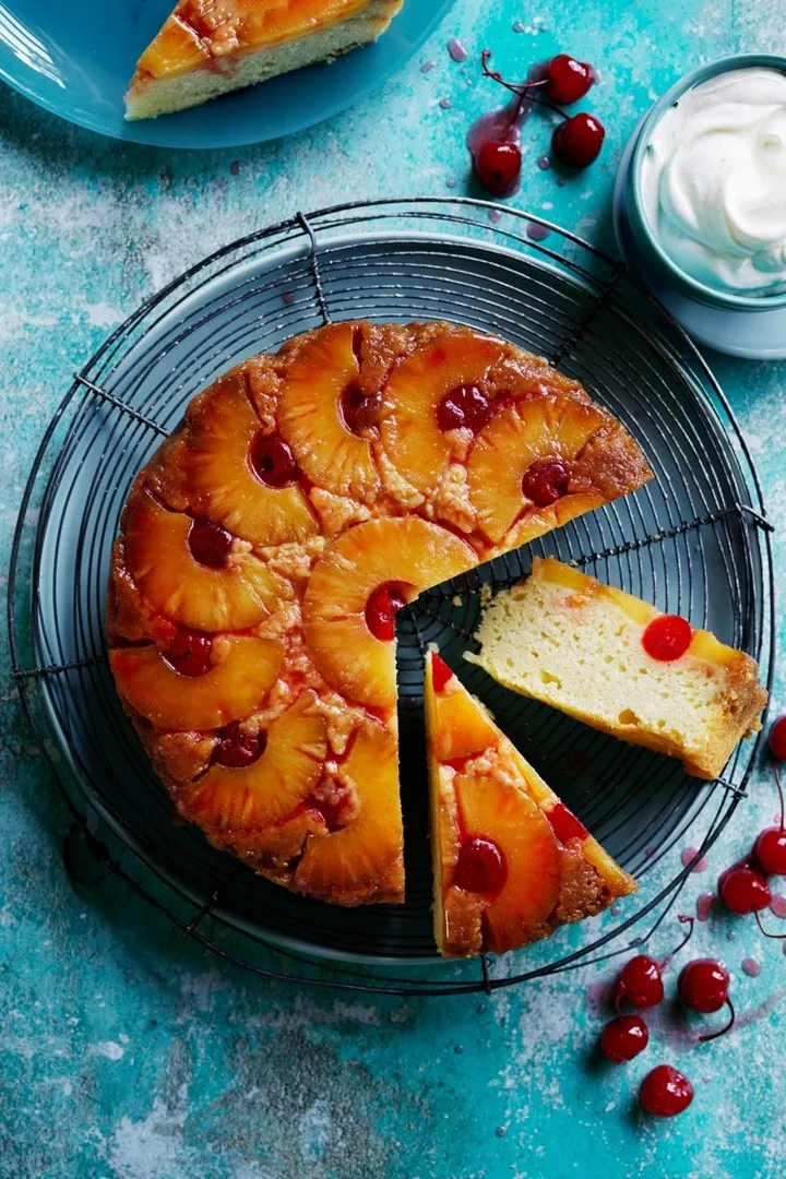 upsidedown pineapple and cherry cake