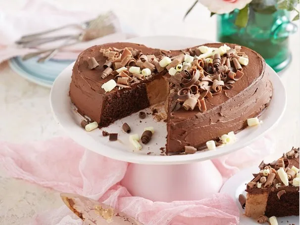 chocolate mousse heart cake