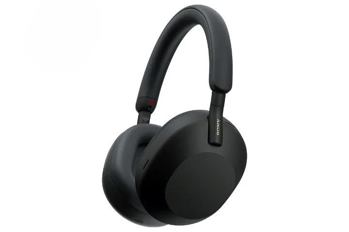 Sony noise cancelling headphones