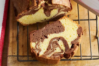 Marble butter cake