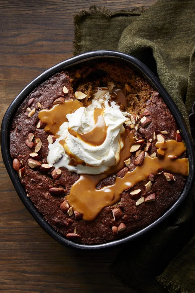 dulce de leche date pudding