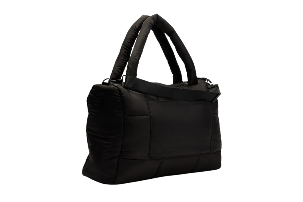 Weekender puffer bag in black