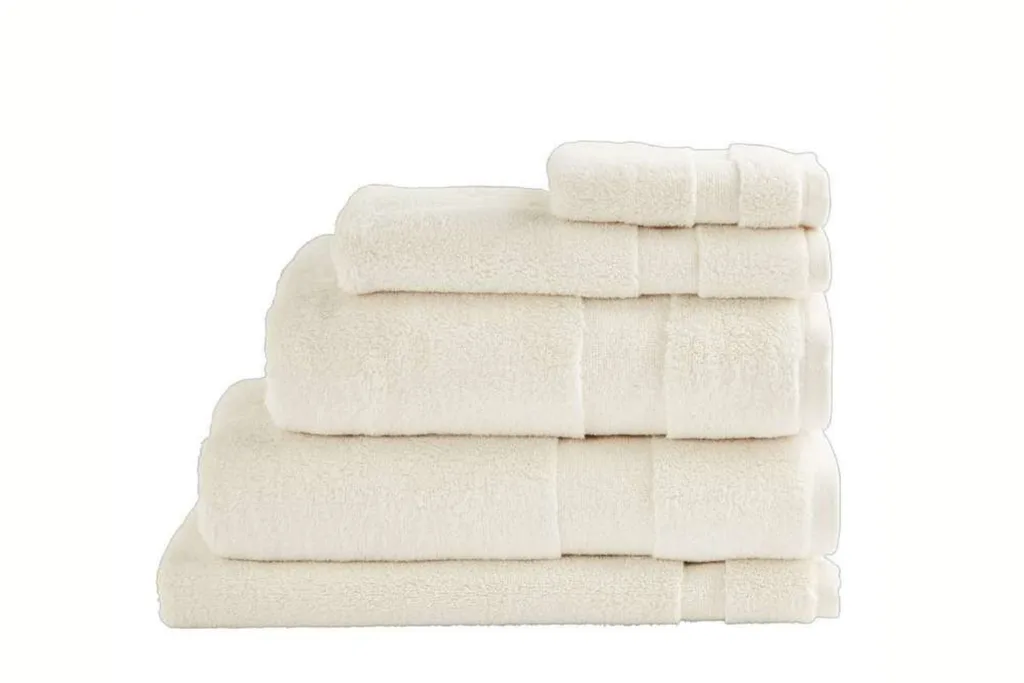 spotlight towel set hotel savoy milk colour