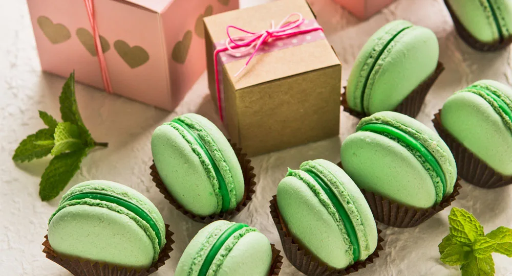 Peppermint macarons - Better Homes & Gardens Australia