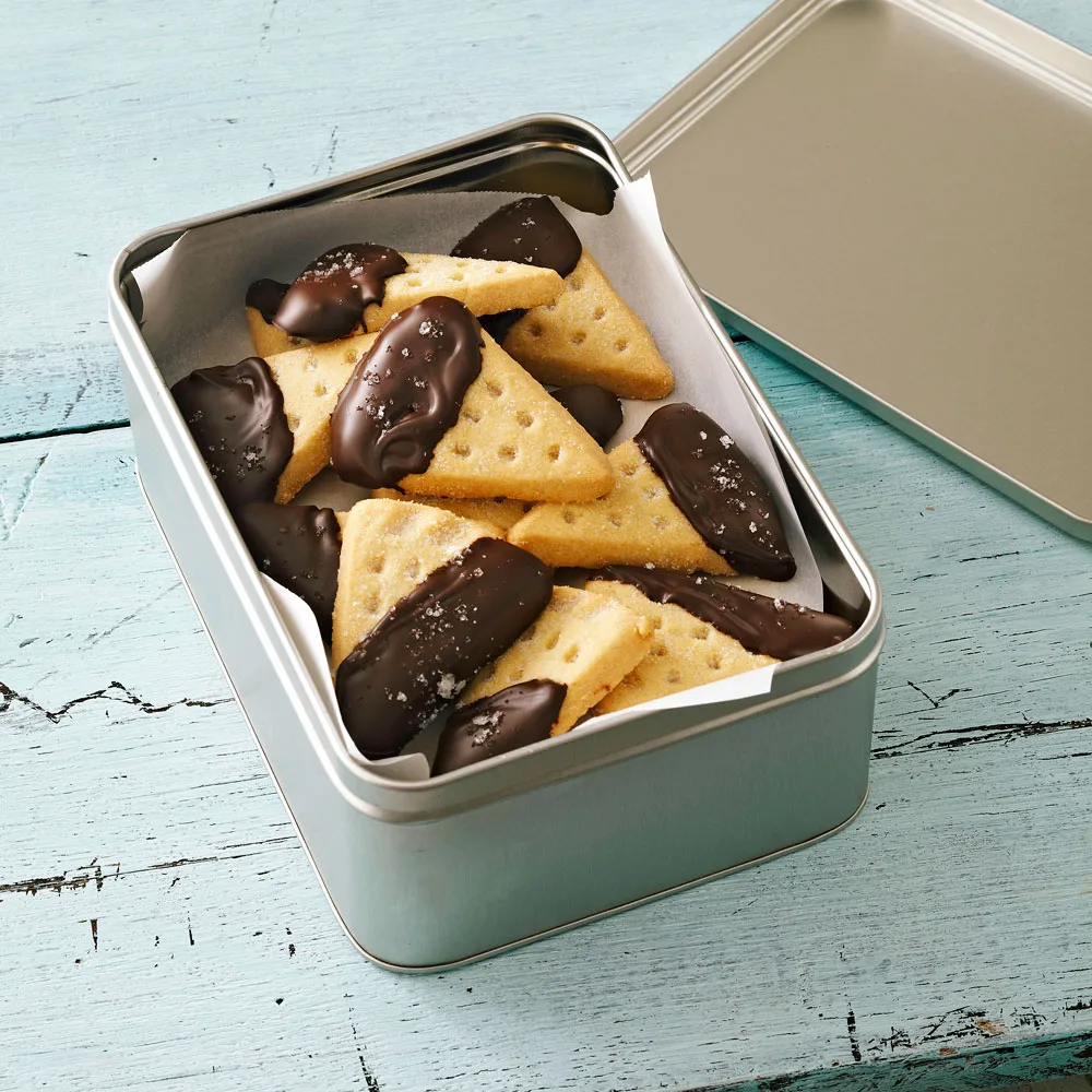 Chocolate and sea salt shortbread