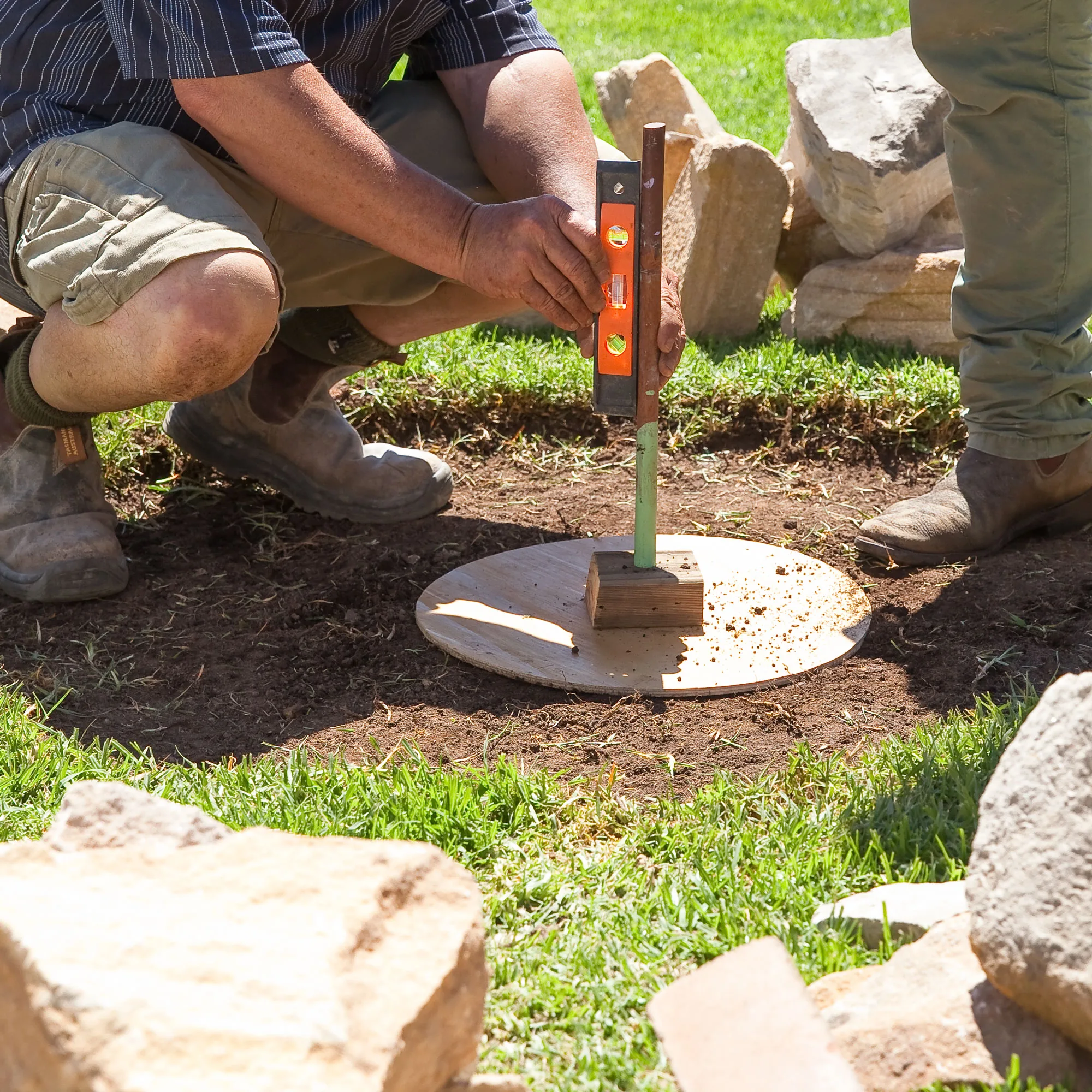 Dry stone fire pit