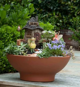 How to make a layered fairy garden