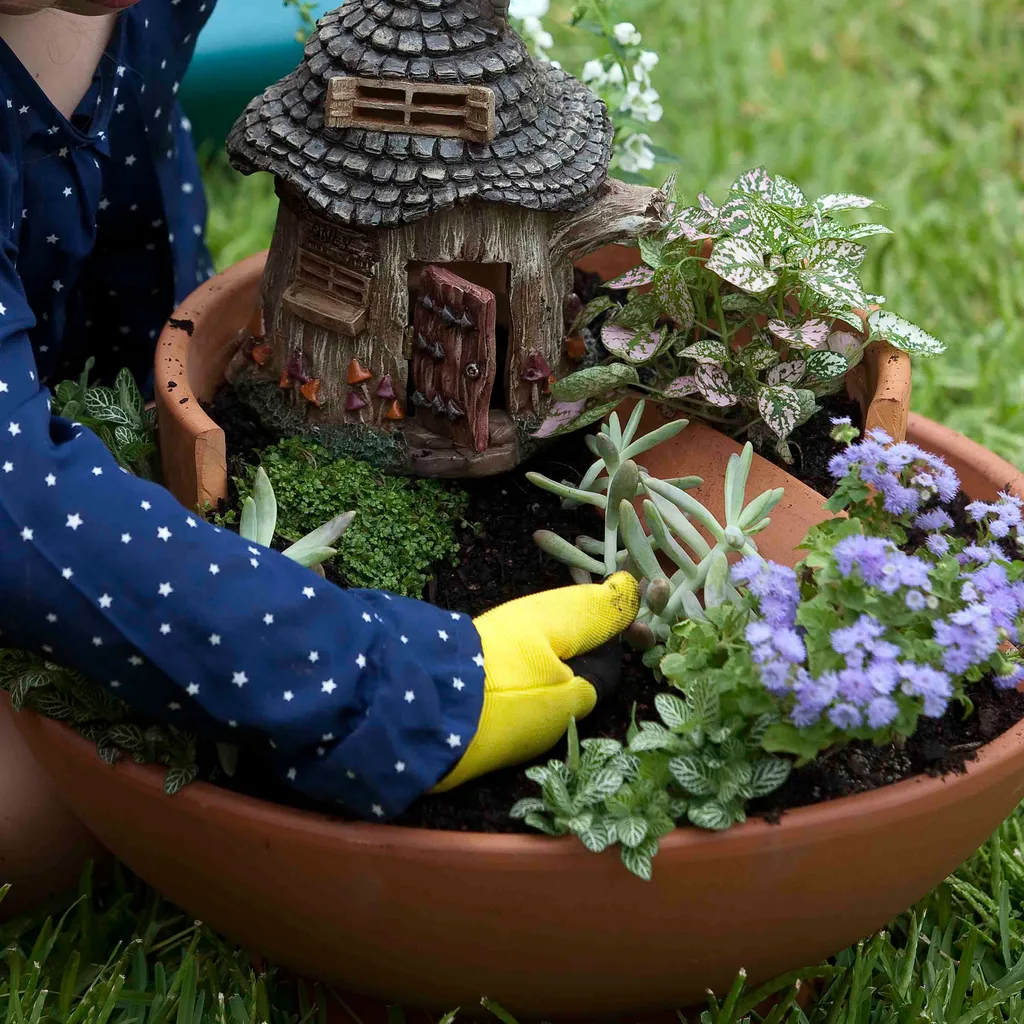 broken pot layered fairy garden step 6