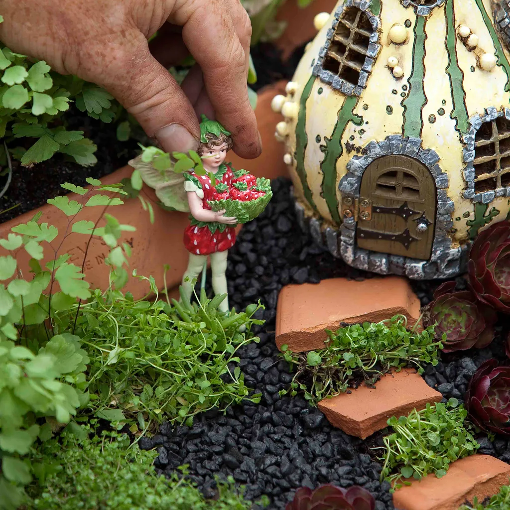 broken pot layered fairy garden step 7