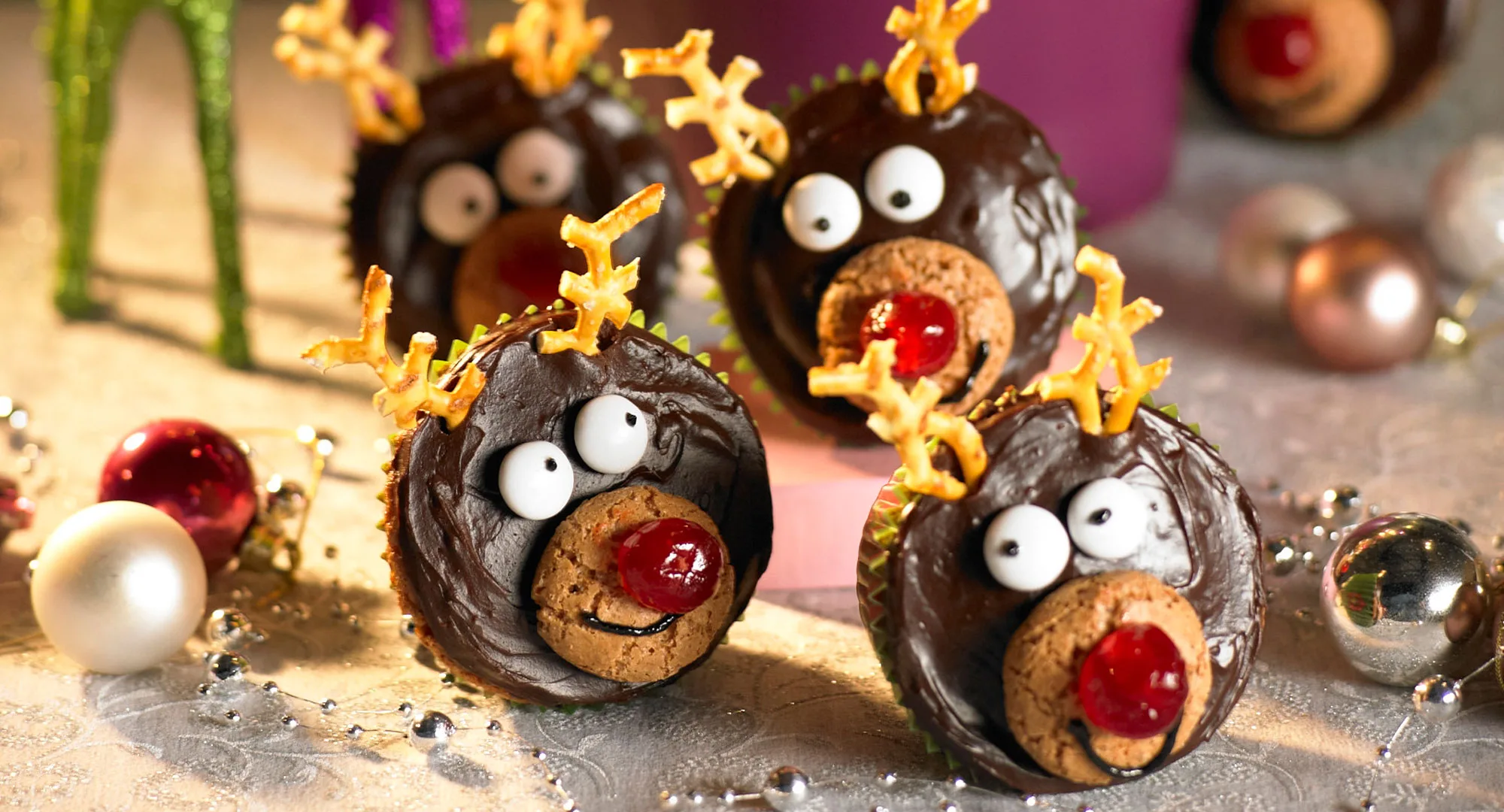 Rudolph cupcakes