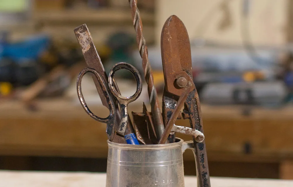 How to bring rusty tools back to life