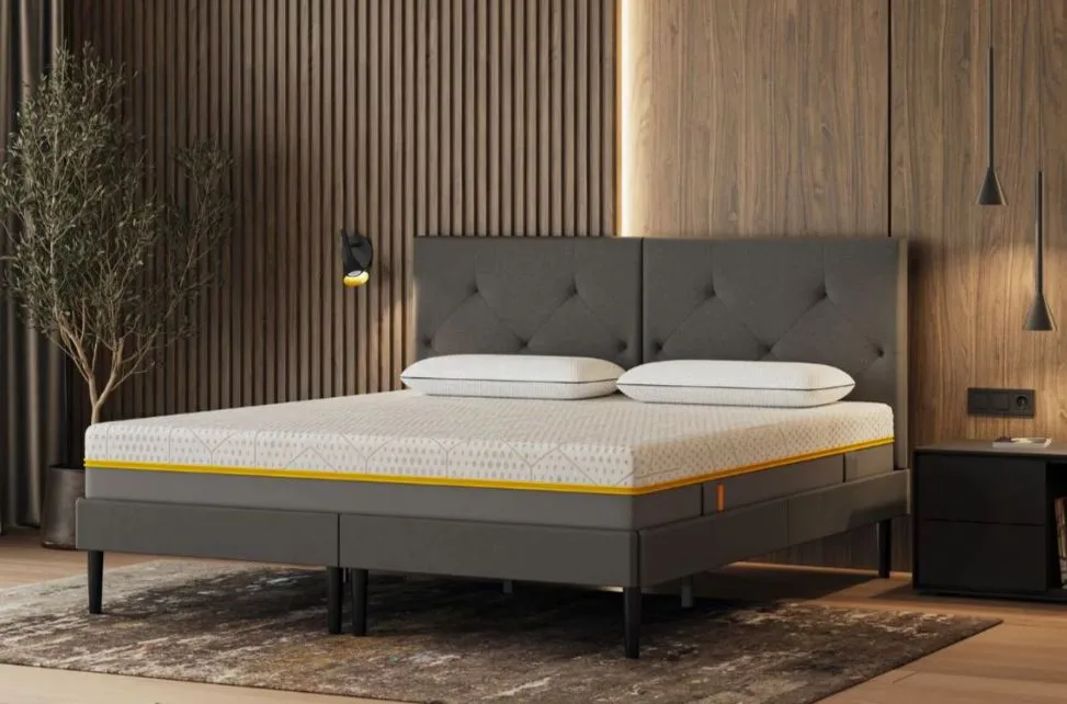 An Emma Zero Gravity mattress on a double bed in a room