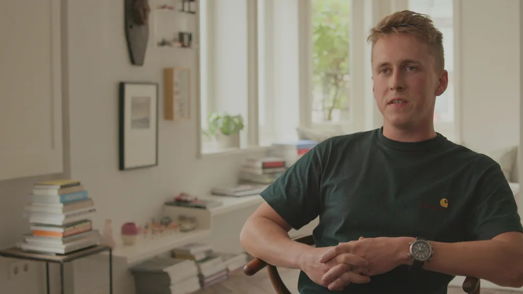 Image of survivor in the netflix documentary the volcano rescue from Whakaai