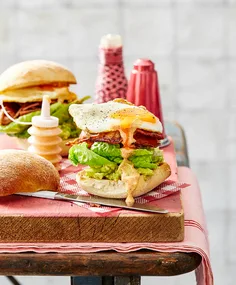 Smashed avocado burger with bacon and smoky aioli