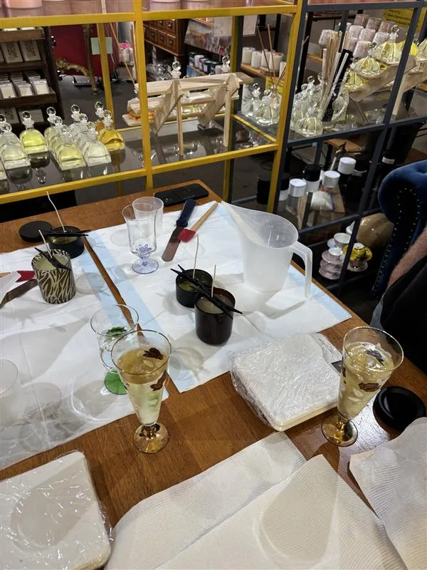Candle-making class