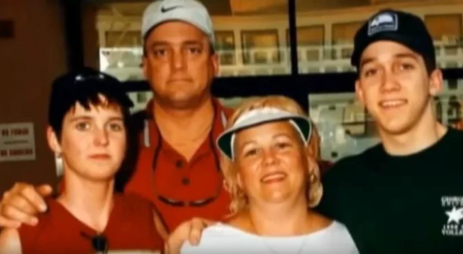 Picture of the Bradley family, featuring Amy, Ron, Iva and Brad