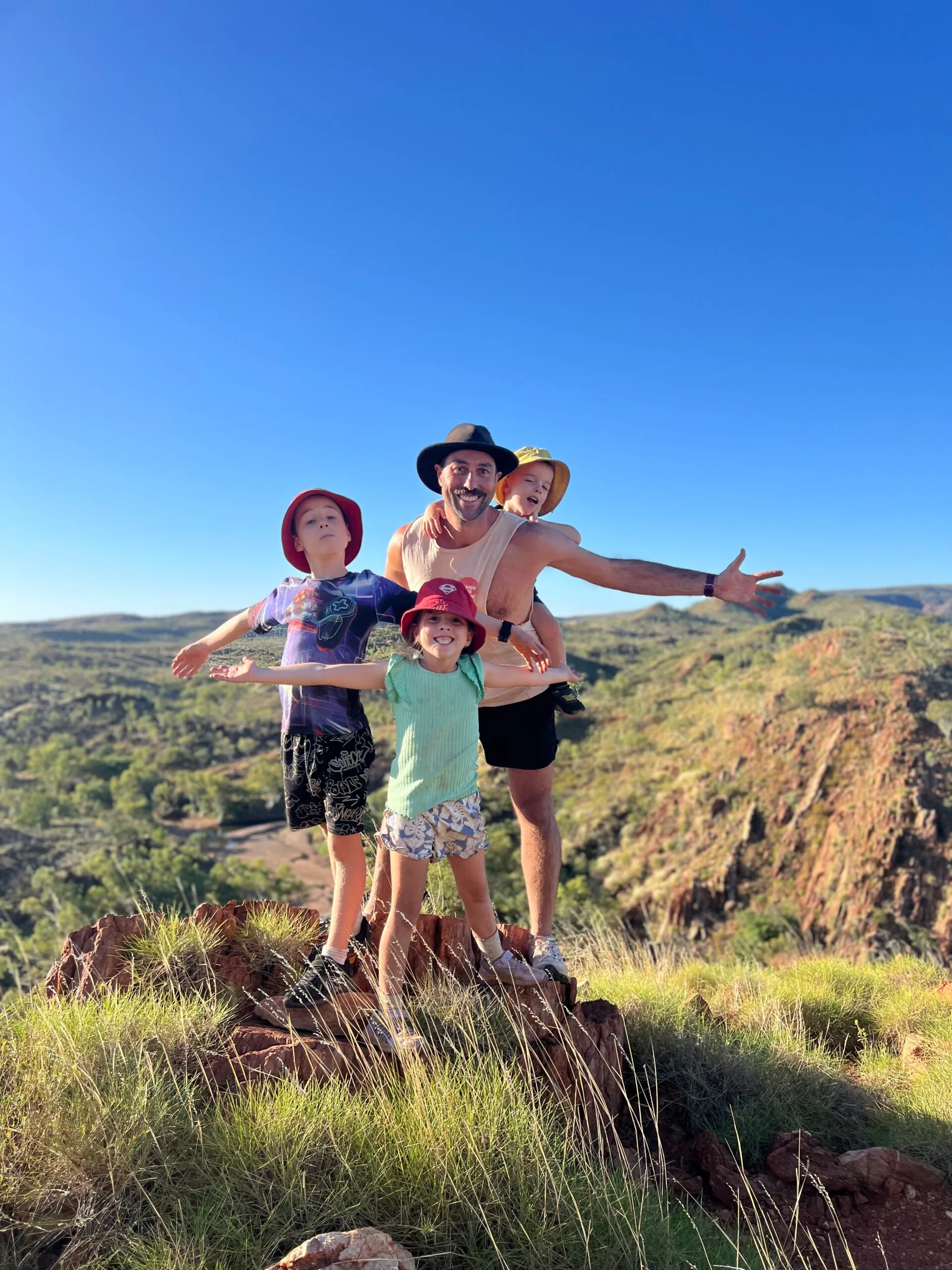 Simmo Braun and his children outside