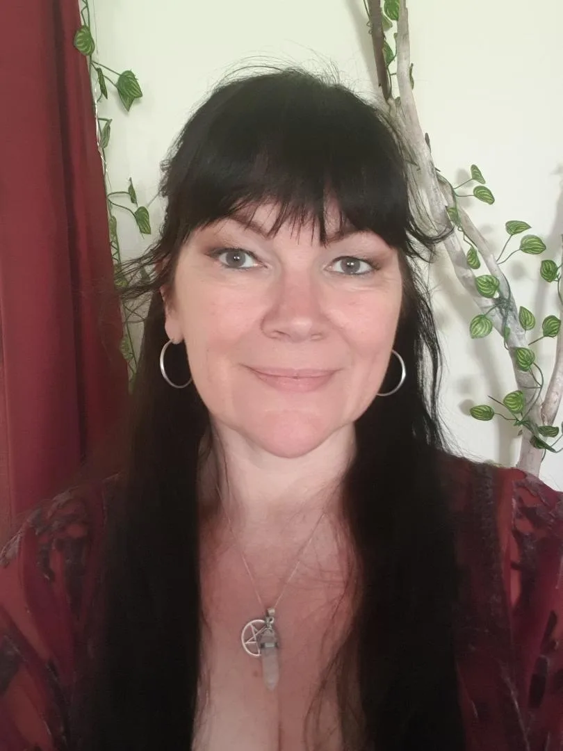 Rhonda wearing crystals