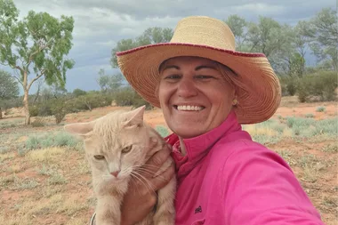 Our Aussie cat musters cattle!