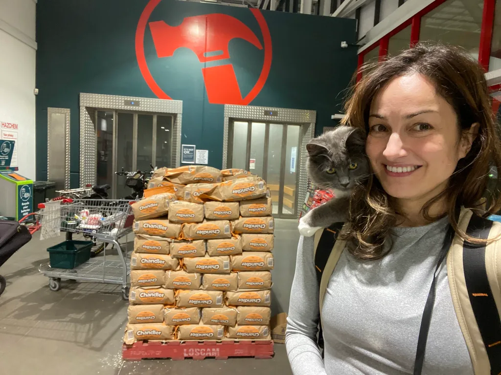 Socko and Sara at bunnings