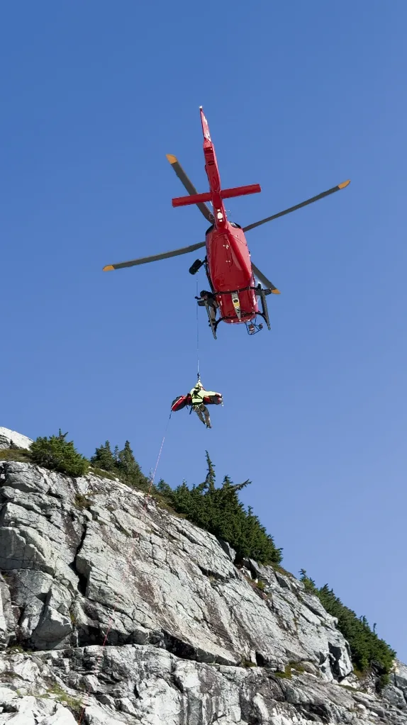 Image of rescue helicopter