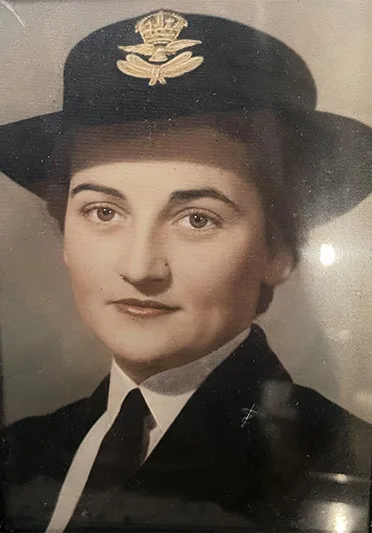 woman in RAAF nurses uniform