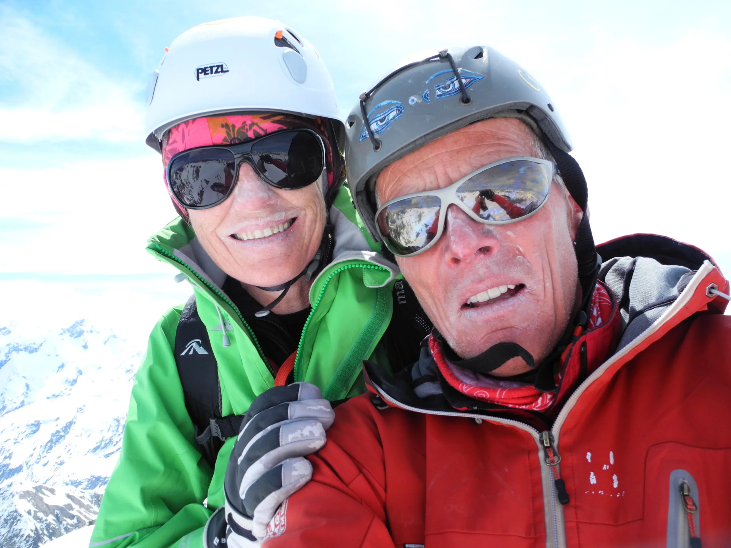 Image of husband and wife in the snow