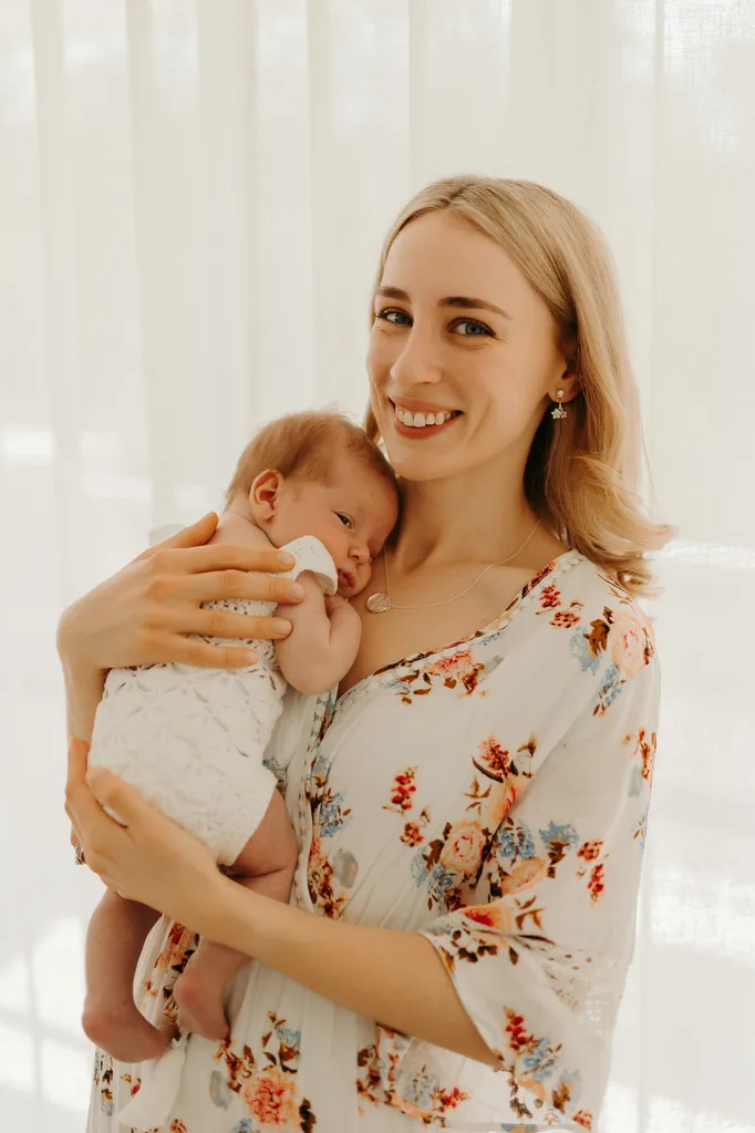 Image of mum and newborn